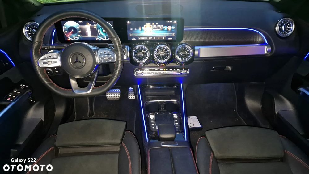Mercedes-Benz GLB - 27