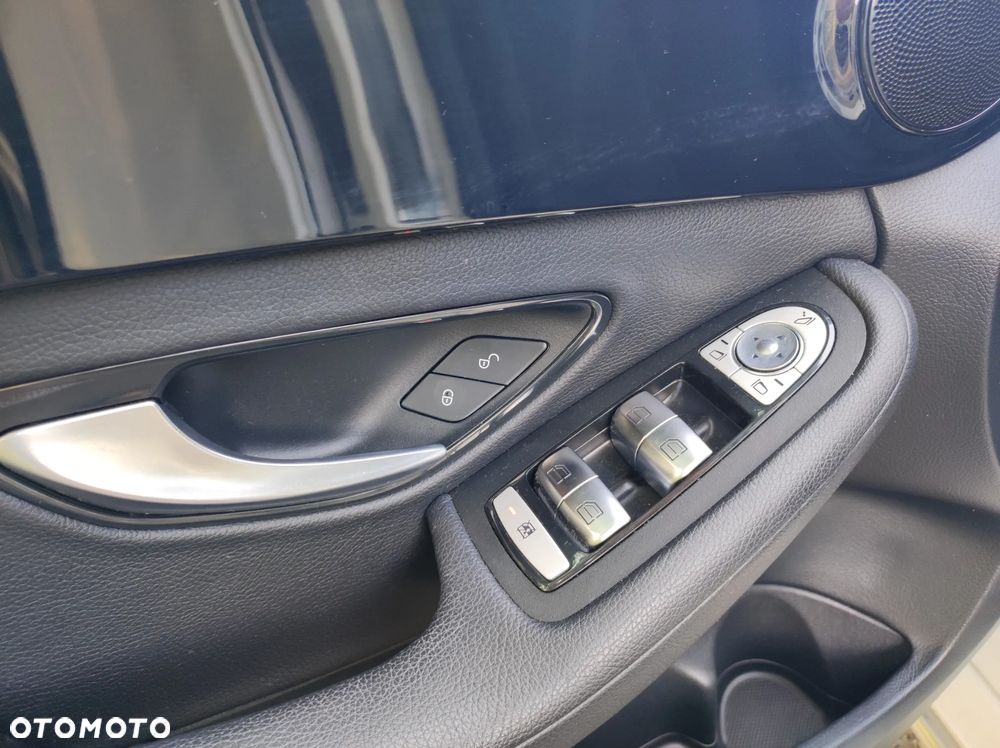 Mercedes-Benz Klasa C 160 Business Edition 9G-TRONIC - 11