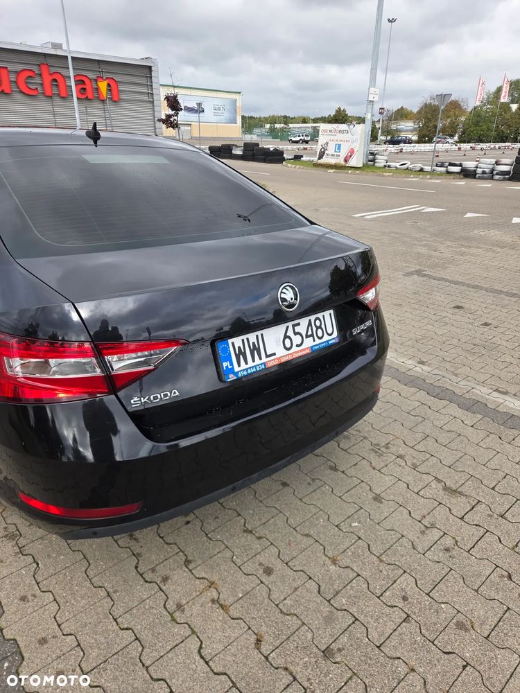 Skoda Superb 2.0 TDI Active DSG7 - 6