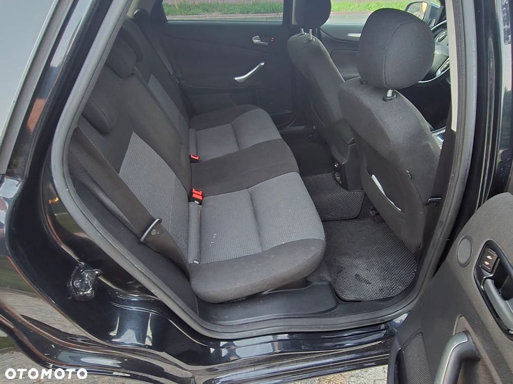Ford Mondeo - 21