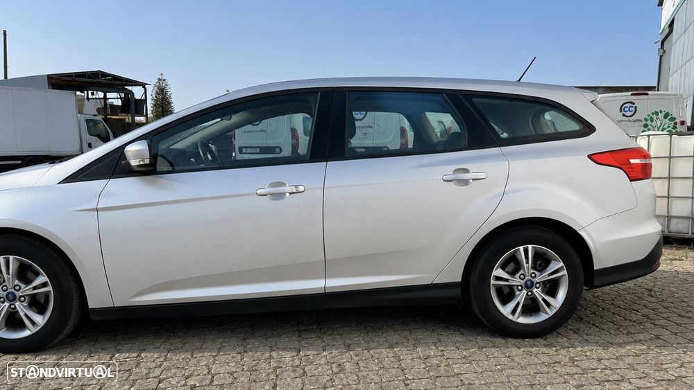 Ford Focus SW - 2
