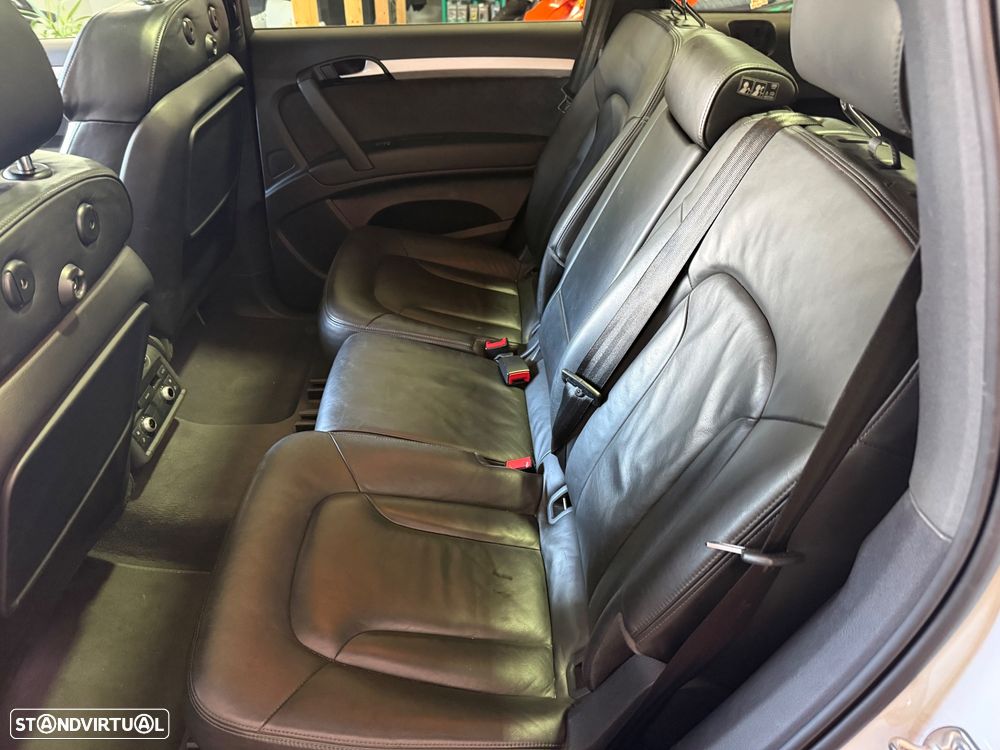 Audi Q7 3.0 V6 TDi quattro S-line Tiptronic - 9