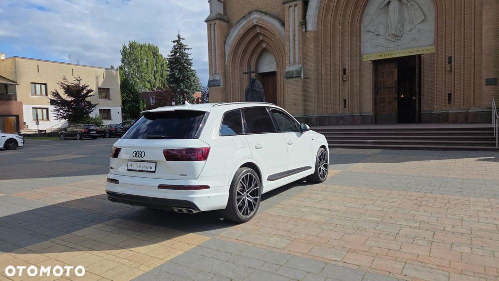 Audi Q7 - 4