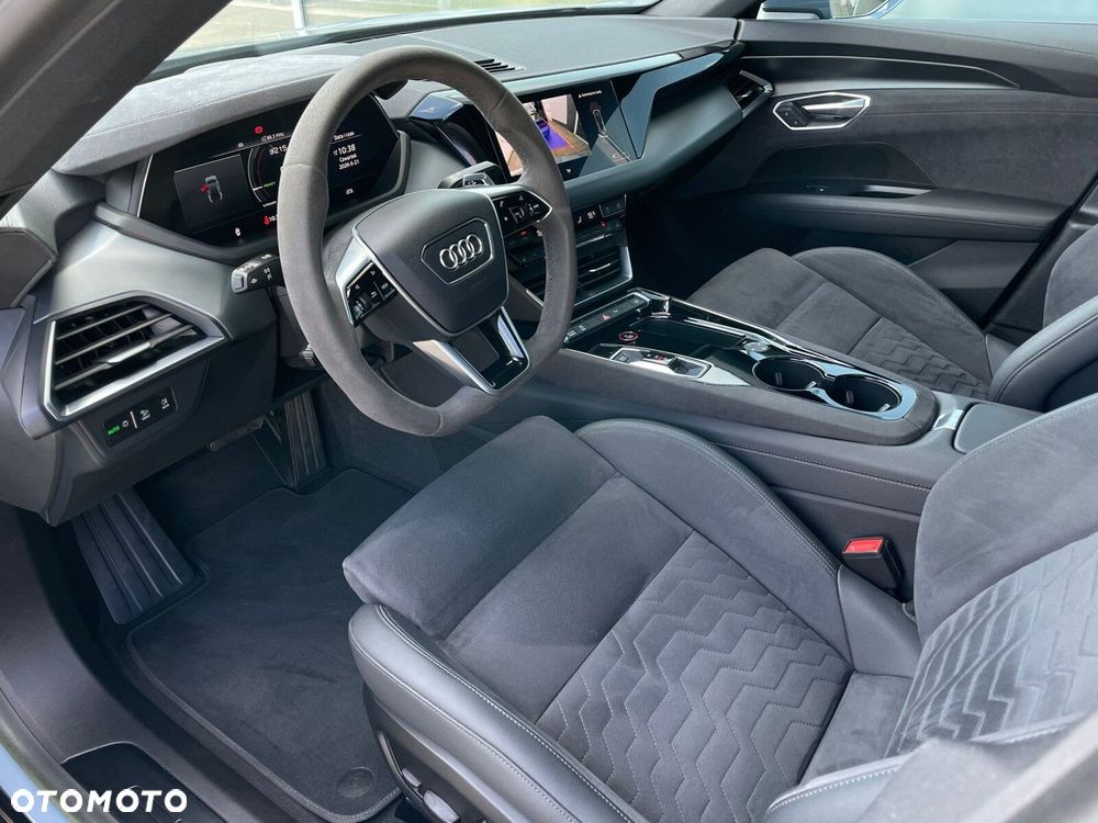 Audi e-tron GT - 21