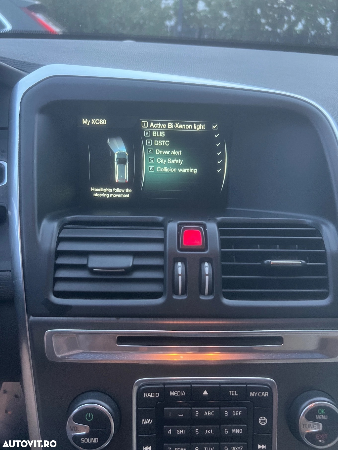 Volvo XC 60 D4 Geartronic Momentum - 5