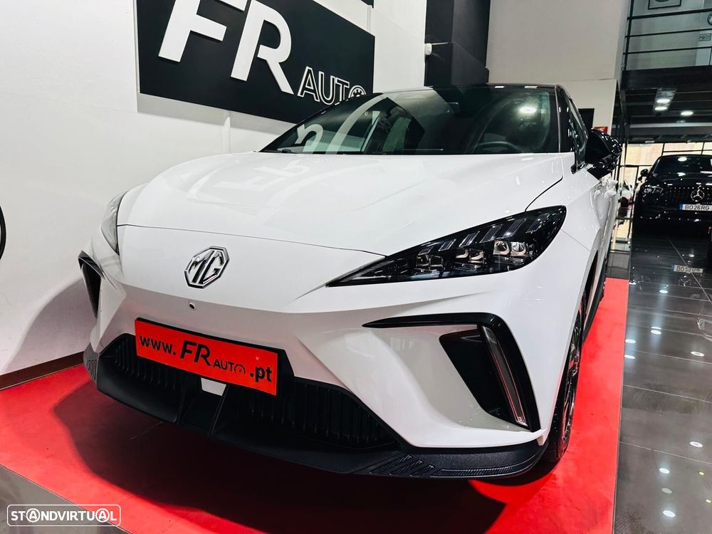 MG MG4 64 kWh Luxury - 19