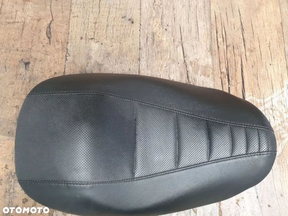 Siedzenie kierowcy Harley Davidson V-rod - 3