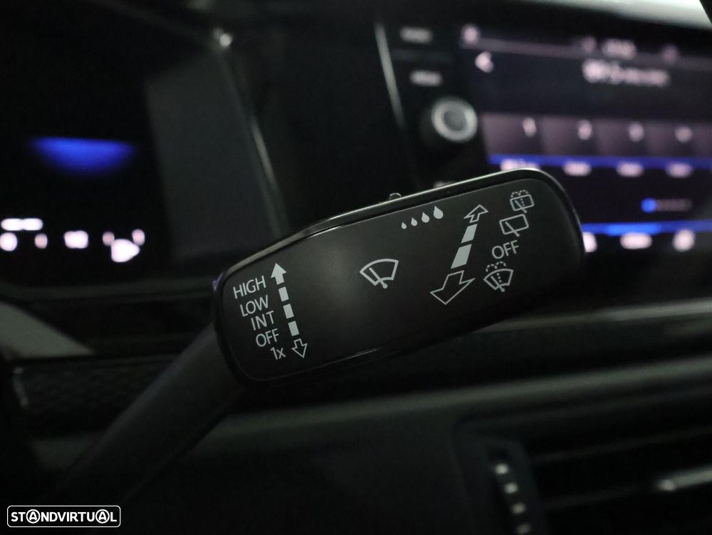 VW Taigo 1.0 TSI Urban DSG - 19
