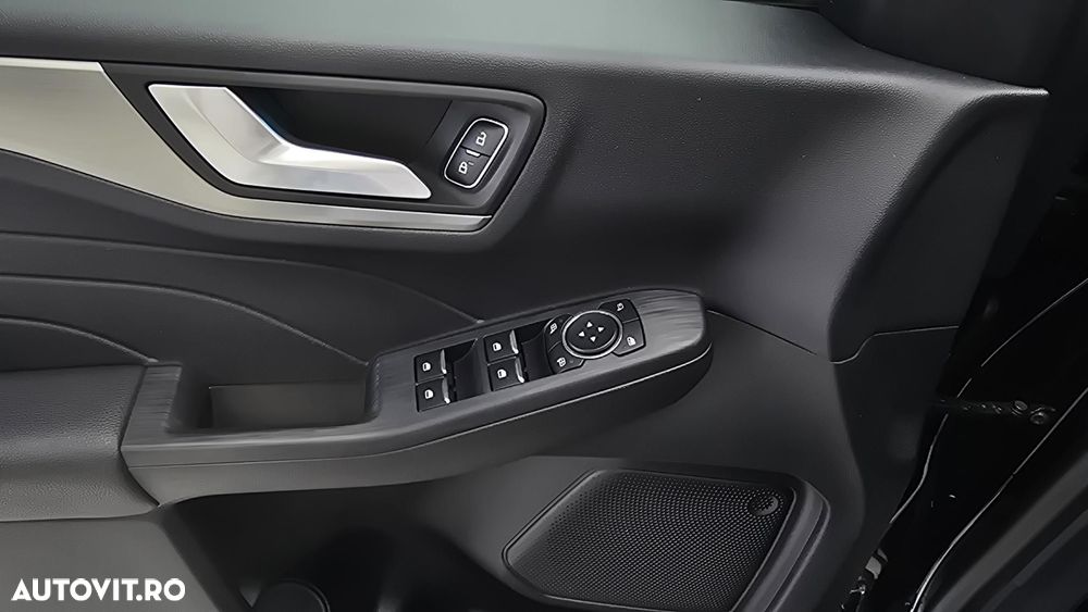 Ford Kuga - 11