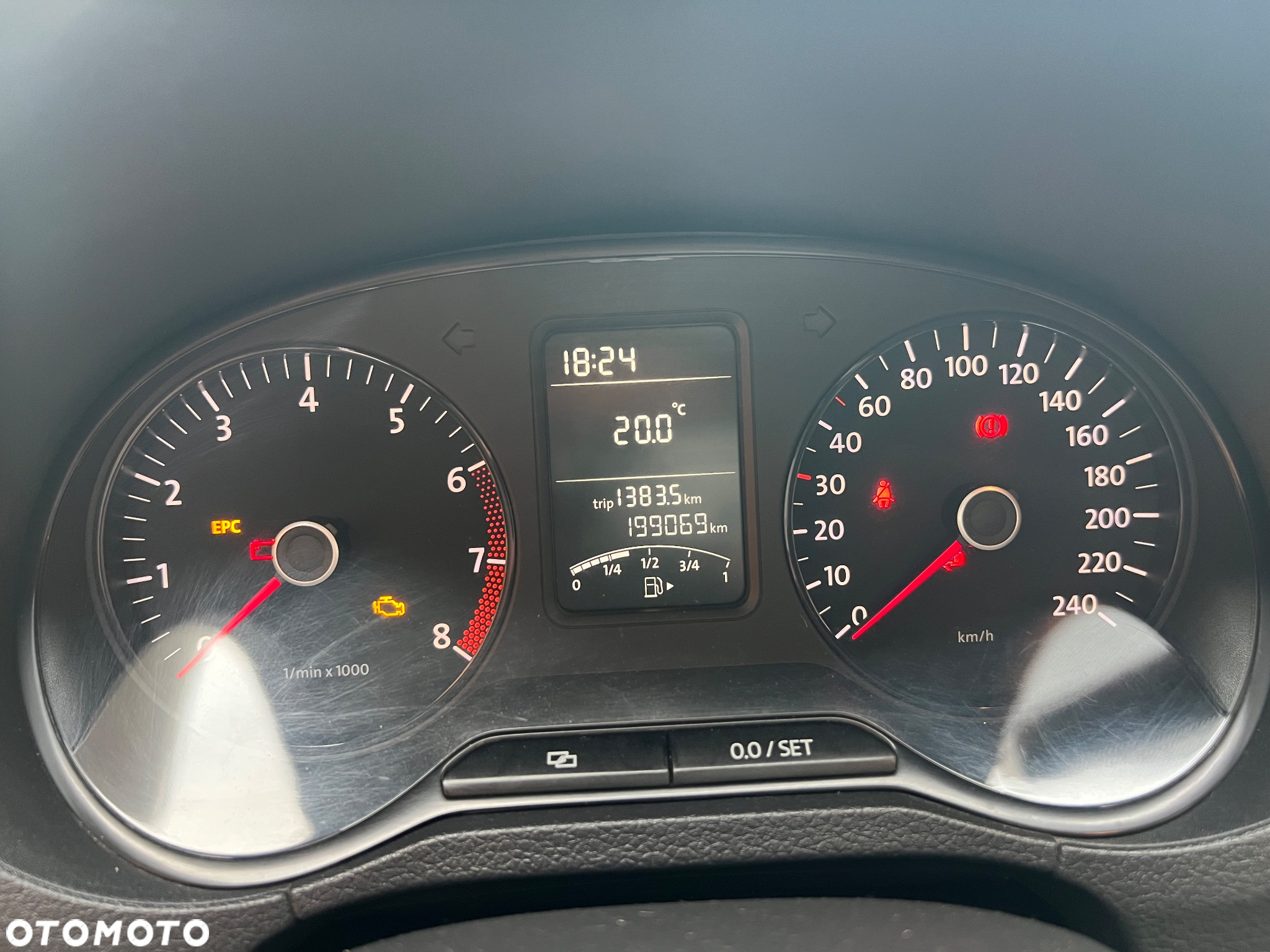 Volkswagen Polo 1.4 Style - 15