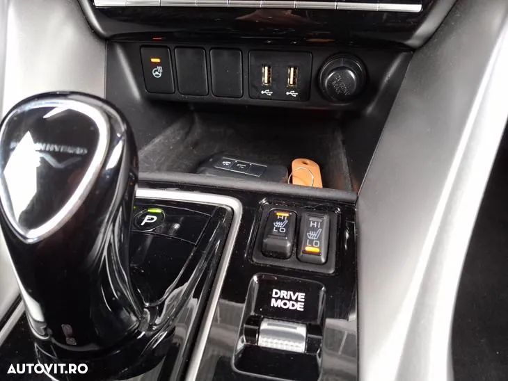 Mitsubishi Eclipse-Cross Plug-In Hybrid 4WD Plus Select - 23