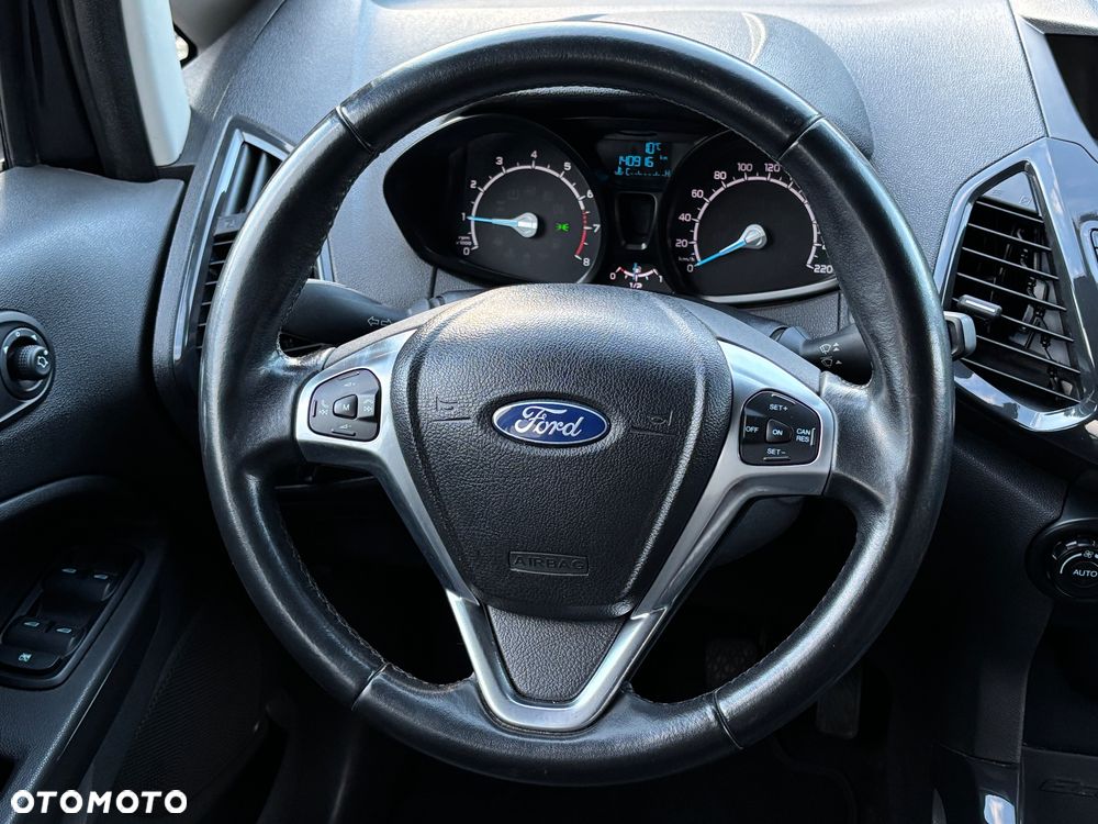 Ford EcoSport - 16