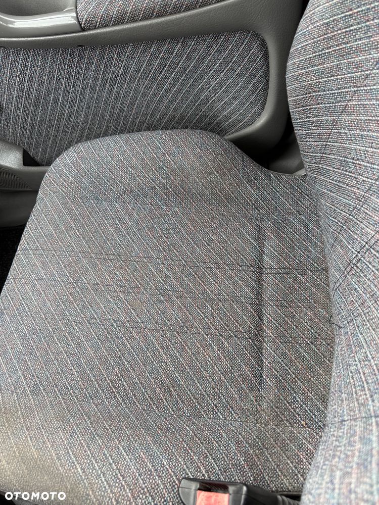 Opel Astra 1.6 GL - 14