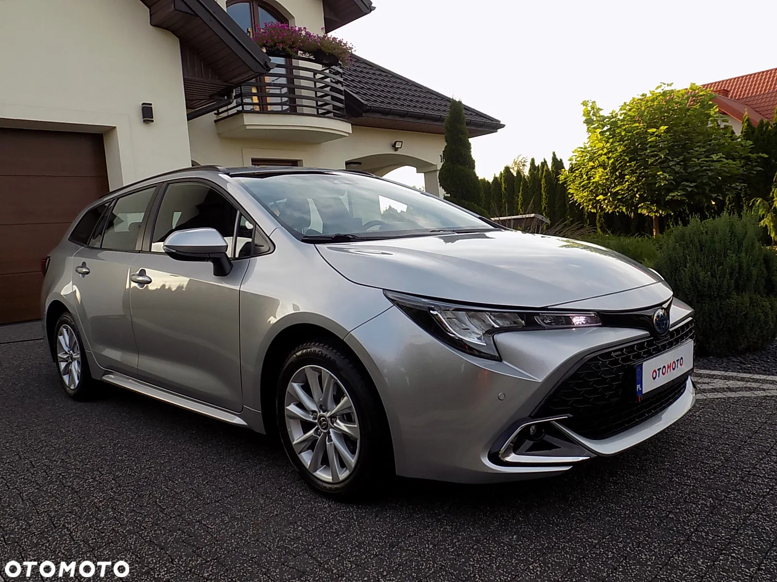 Toyota Corolla - 4