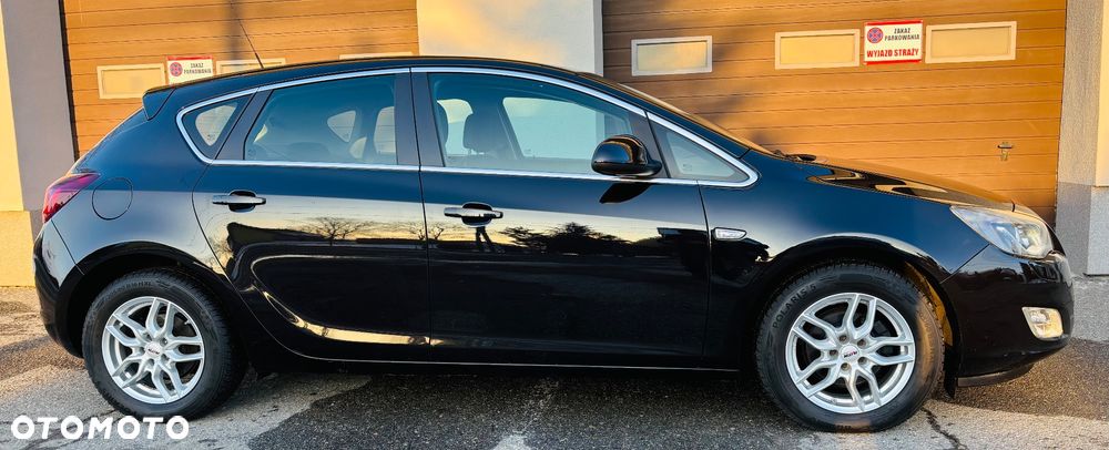 Opel Astra - 9