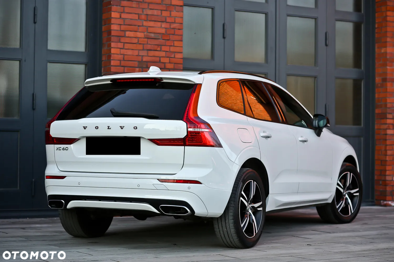 Volvo XC 60 D5 AWD Geartronic RDesign - 15