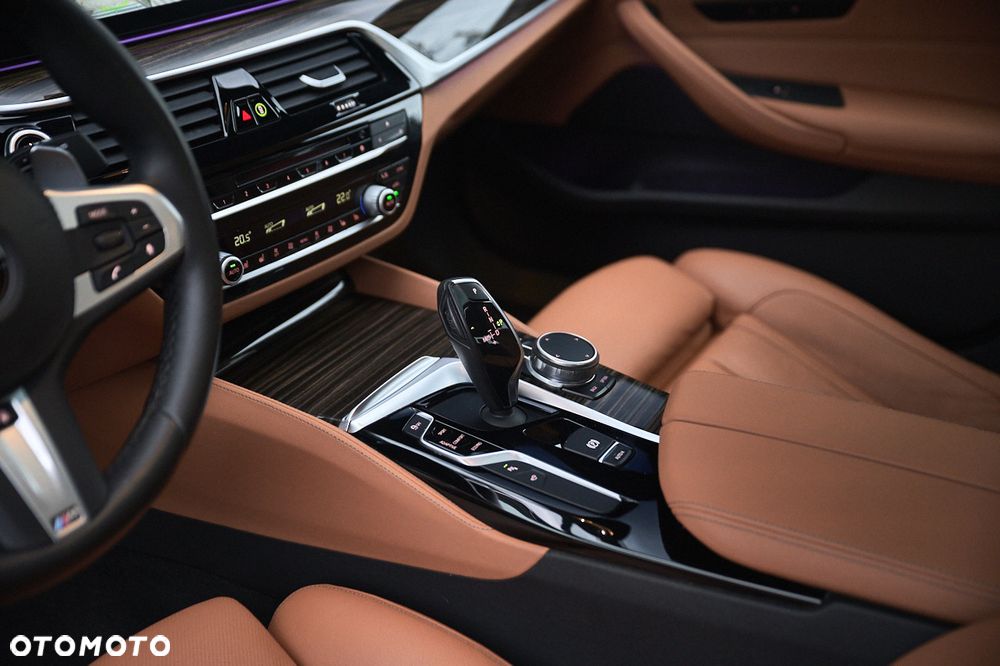 BMW Seria 5 530i xDrive M Sport sport - 8
