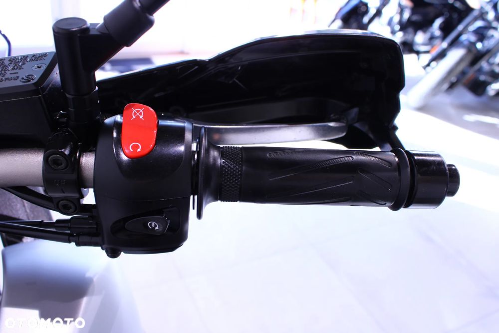 Yamaha XT - 9