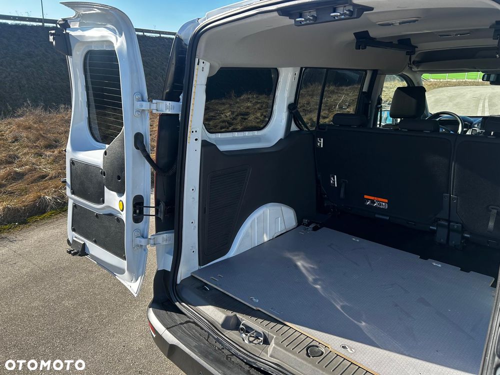 Ford Transit Connect - 27