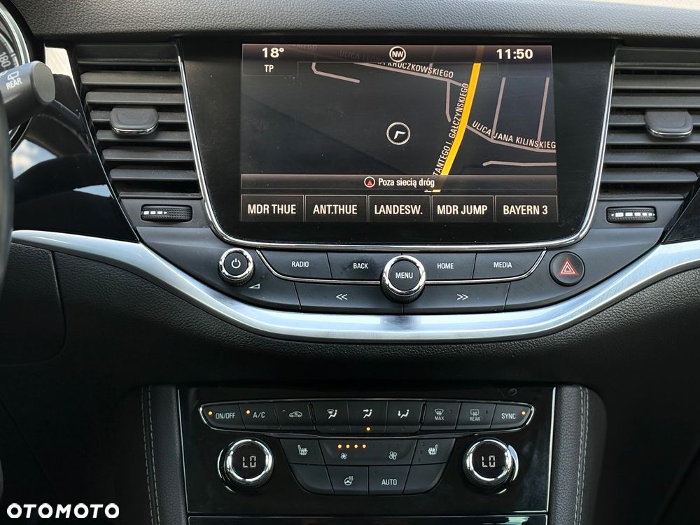 Opel Astra 1.4 T Dynamic S&S - 23