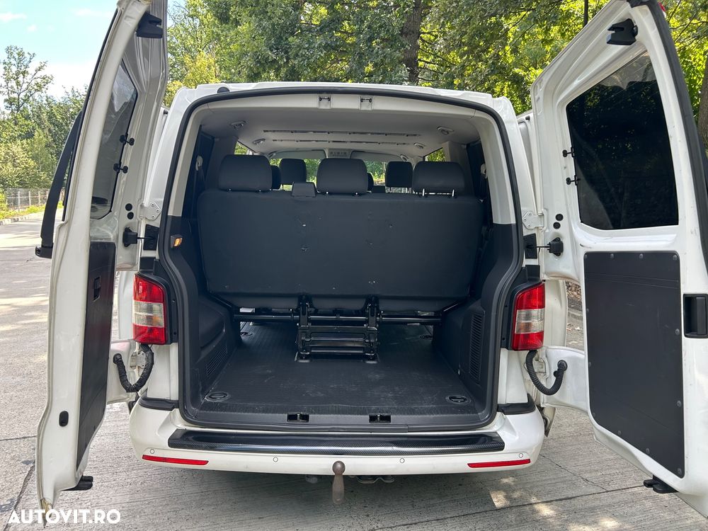 Volkswagen Caravelle - 12
