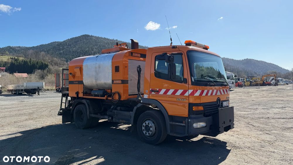 Mercedes-Benz Atego - 1