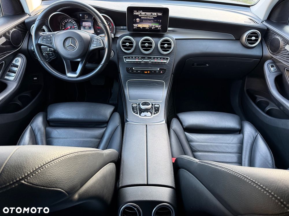 Mercedes-Benz GLC - 11