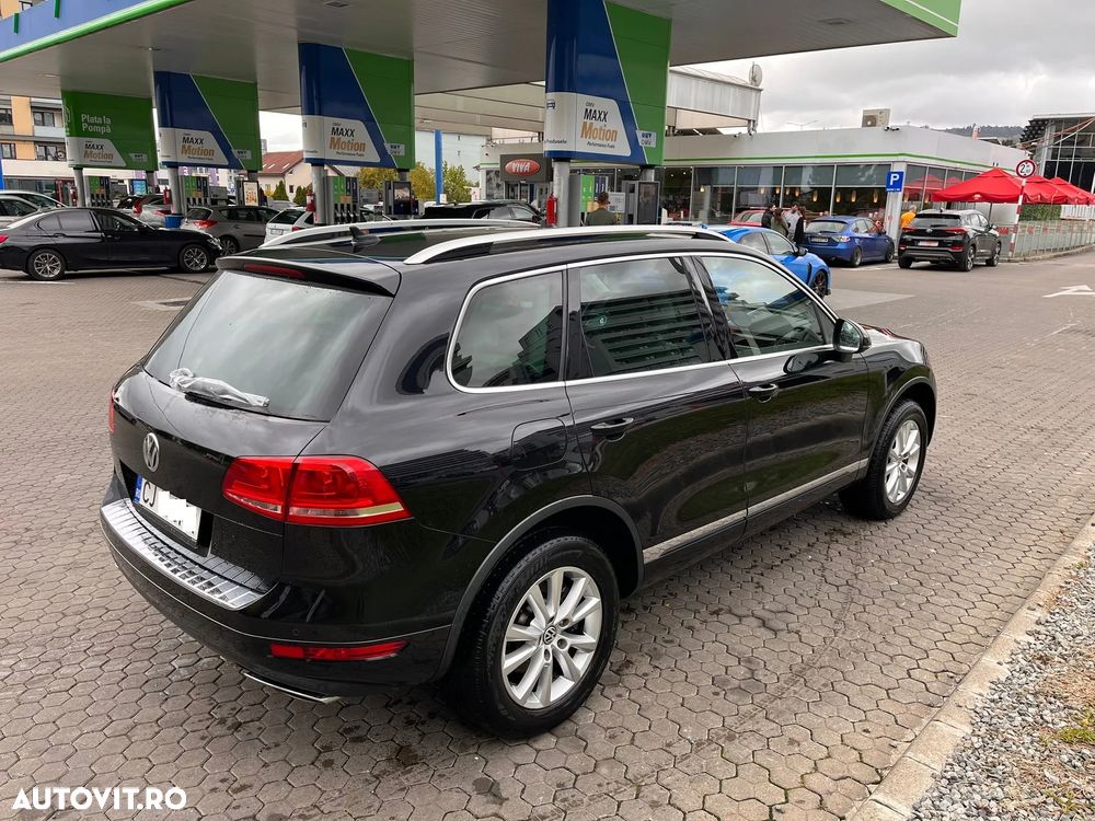 Volkswagen Touareg - 2
