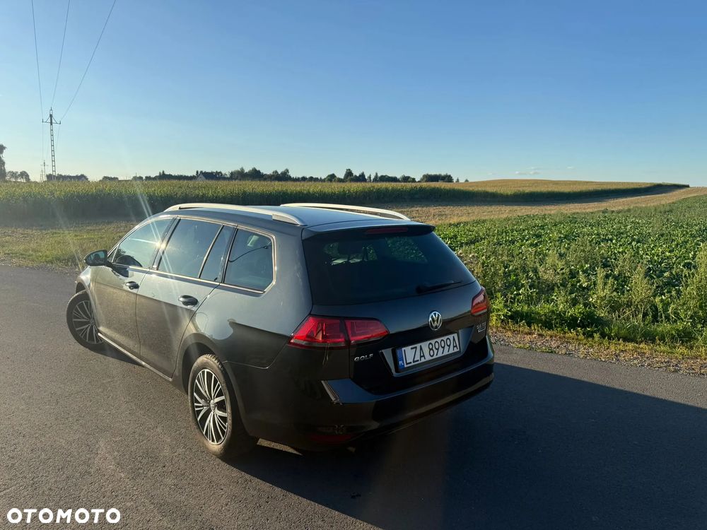 Volkswagen Golf 2.0 TDI BlueMotion Technology Allstar - 9