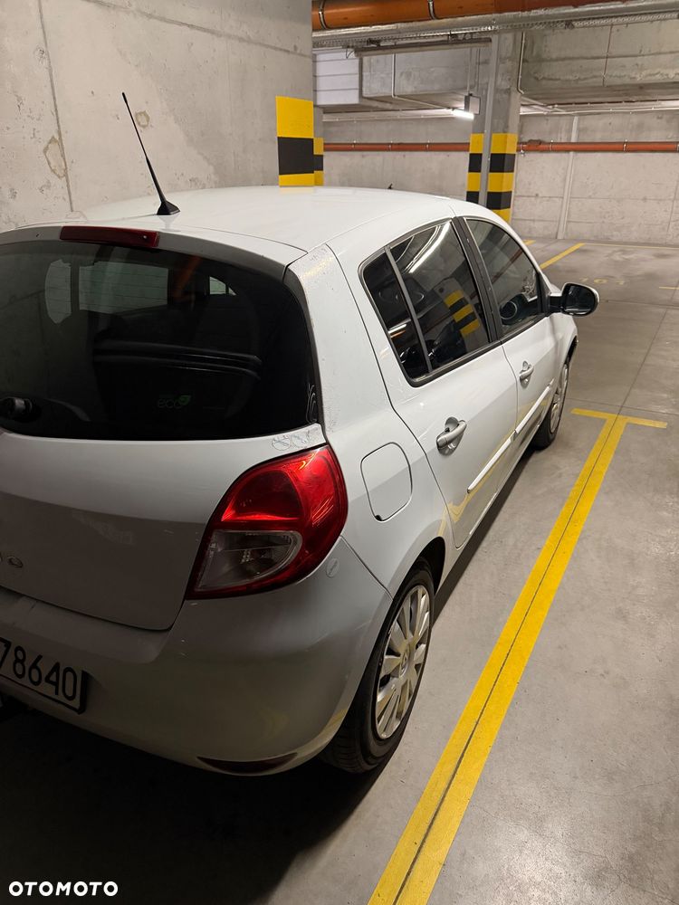 Renault Clio 1.5 dCi Alize - 5