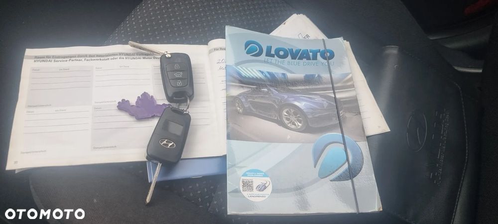 Hyundai i30 1.4 Blue Comfort - 24