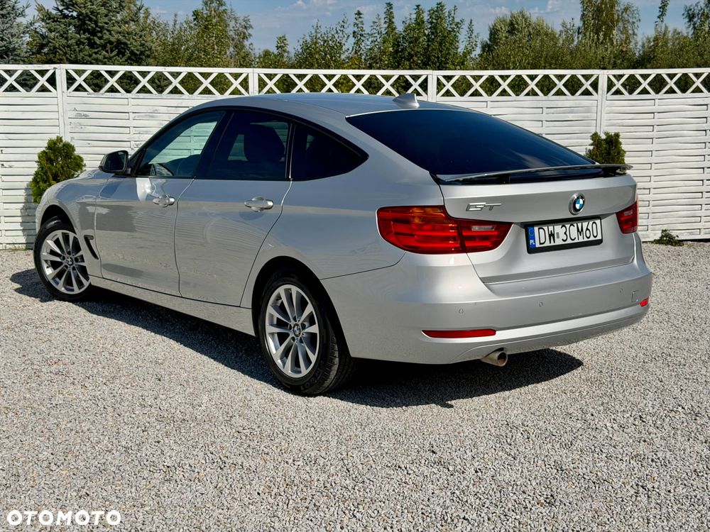 BMW 3GT 318d - 2