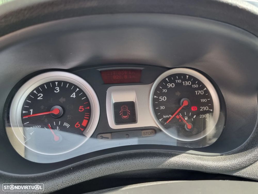 Renault Clio Break 1.5 dCi Dynamique S - 11