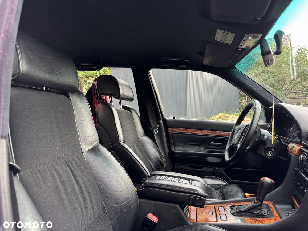 BMW Seria 7 - 7