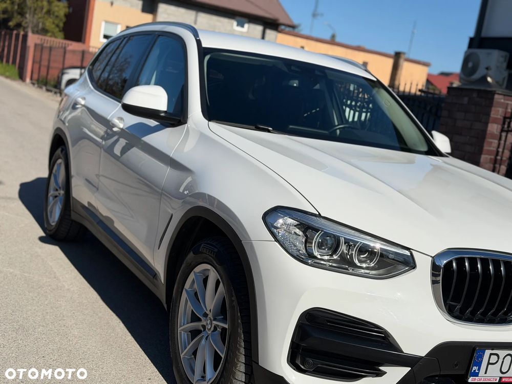 BMW X3 xDrive20i GPF Advantage - 38
