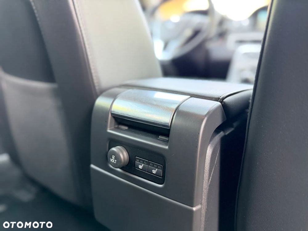 Volvo V70 D3 Edition - 32