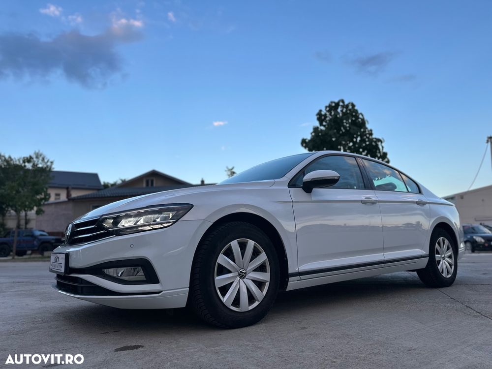 Volkswagen Passat - 24
