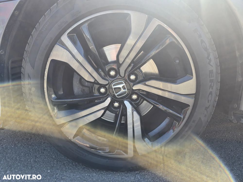 Honda Civic 1.5 VTEC Turbo CVT Sport Plus - 11