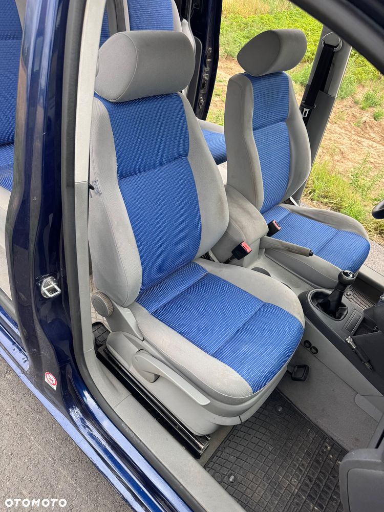 Volkswagen Caddy Life - 30