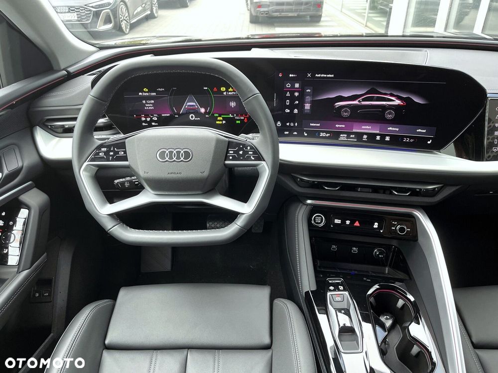 Audi Q5 Sportback - 13