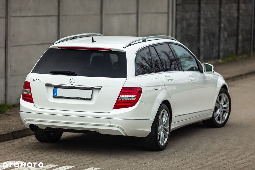Mercedes-Benz Klasa C 180 (BlueEFFICIENCY) Avantgarde - 17