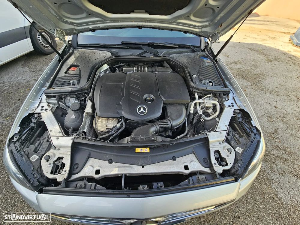 Mercedes-Benz E 220 d Avantgarde+ - 12