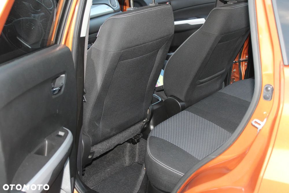 Suzuki Vitara 1.6 DDiS (4x4) Allgrip Comfort - 17