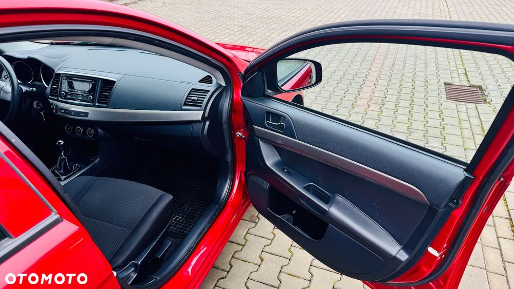 Mitsubishi Lancer - 19