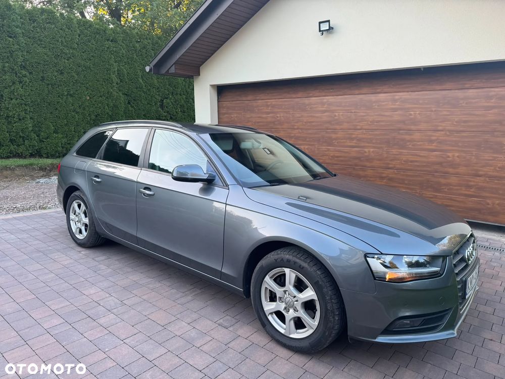 Audi A4 Avant 2014 photo 2