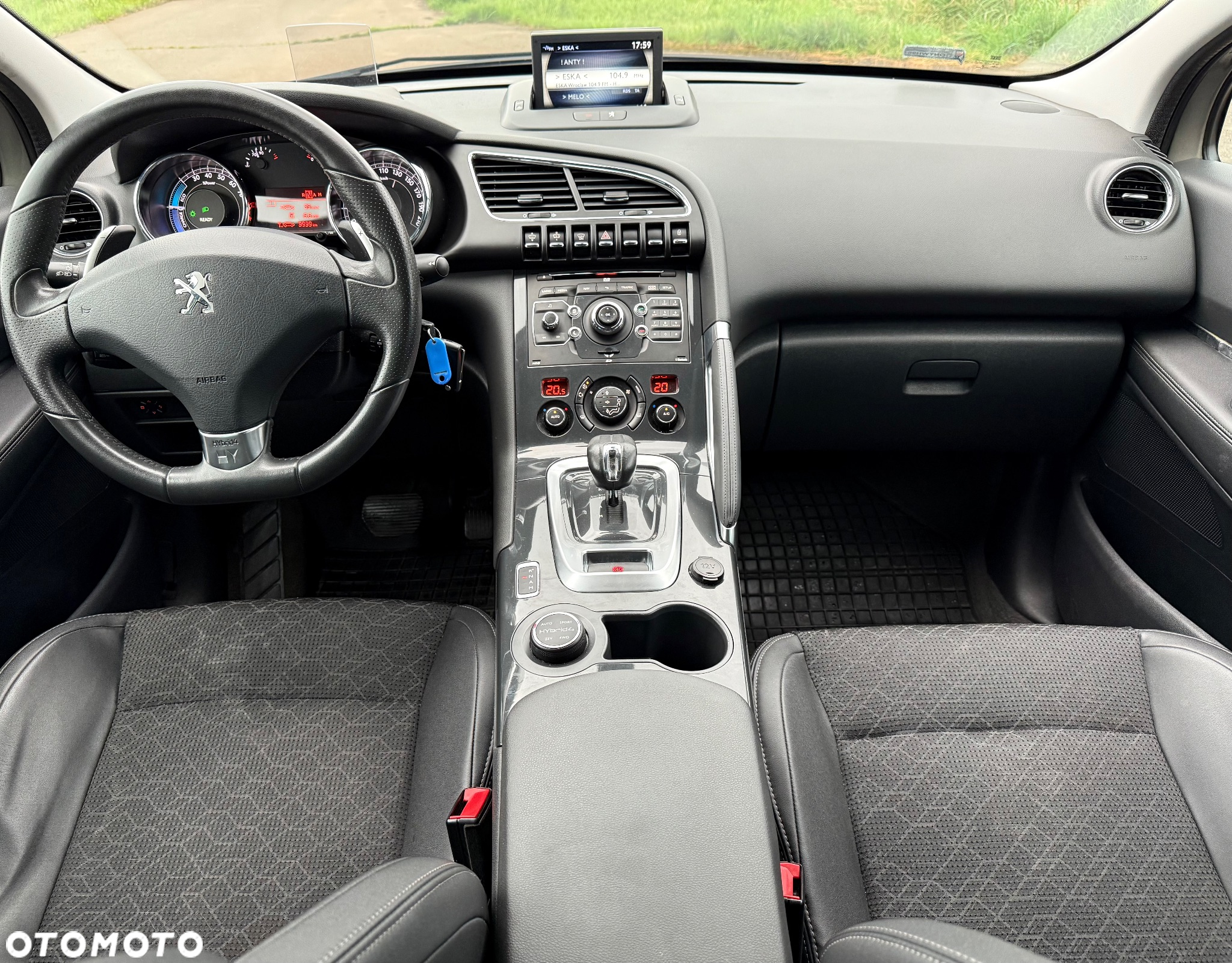 Peugeot 3008 2.0 HDi HYbrid4 - 6