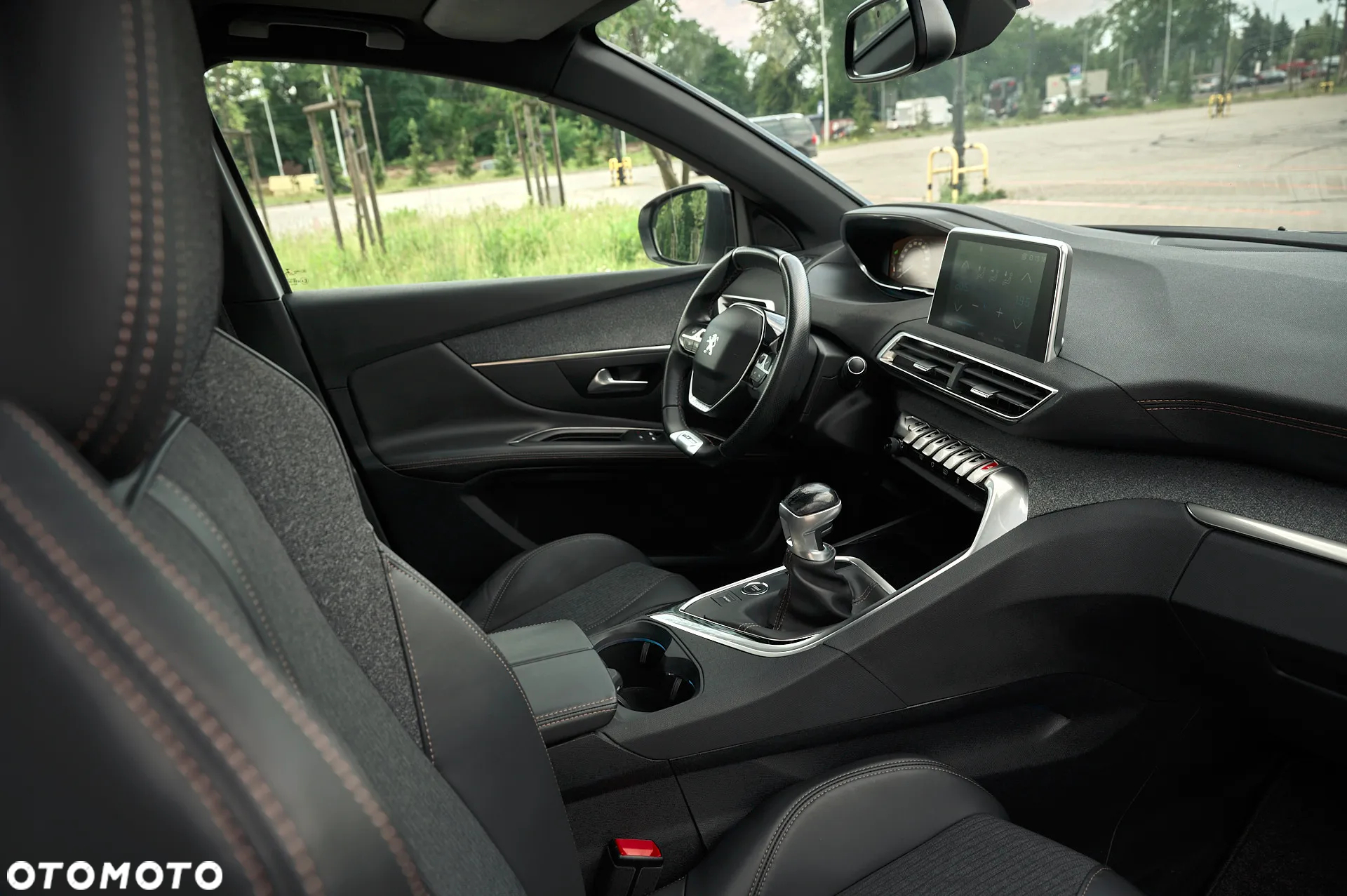 Peugeot 3008 BlueHDi 130 Stop & Start Allure - 27