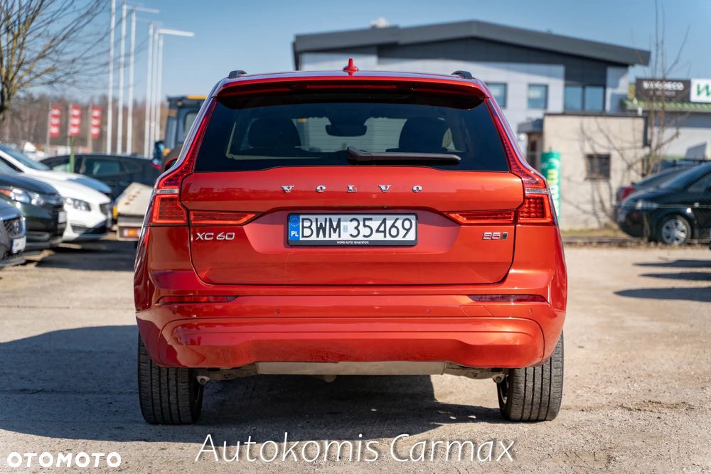 Volvo XC 60 T5 AWD Momentum - 9