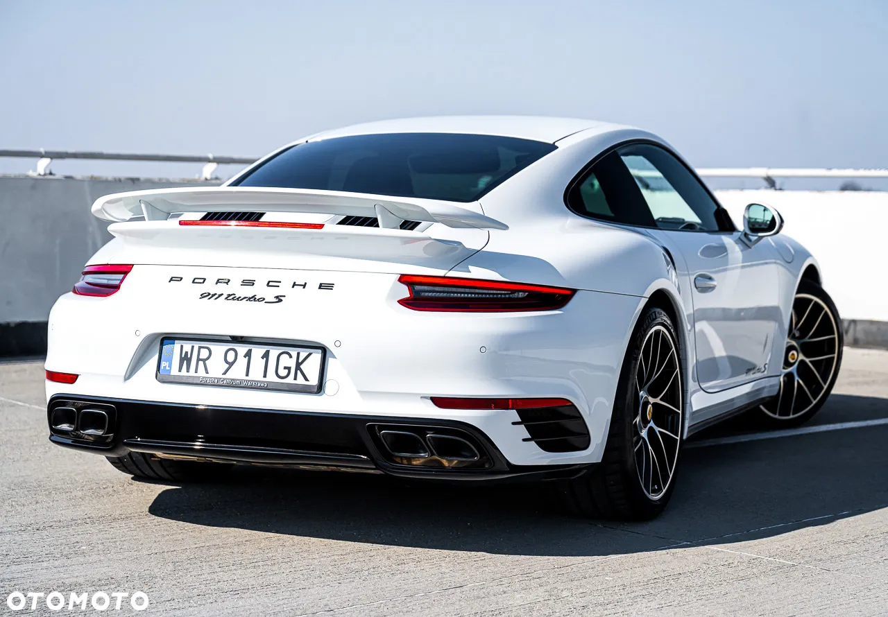 Porsche 911 Turbo S - 14