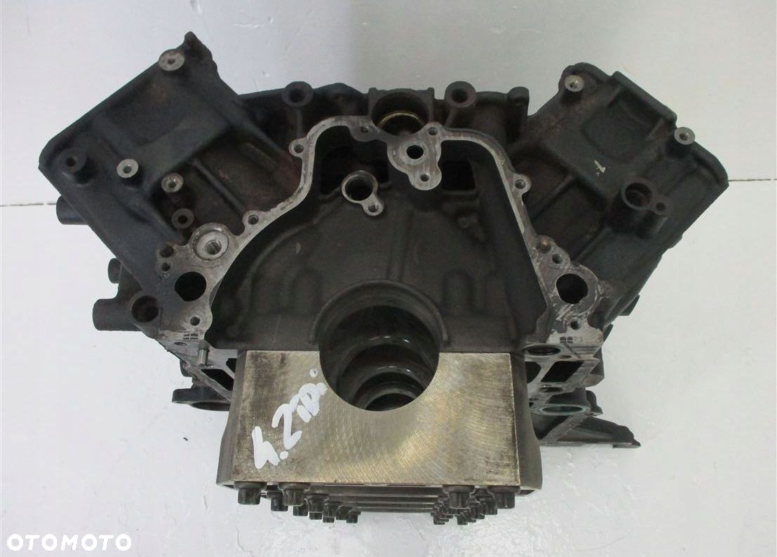 BLOK SILNIKA AUDI A8 D4 Q7 4.2 TDI V8 CDS 057023G - 3